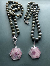 Load image into Gallery viewer, Serpentine Sapphire Necklace in Sterling Silver