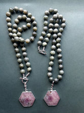 Load image into Gallery viewer, Serpentine Sapphire Necklace in Sterling Silver