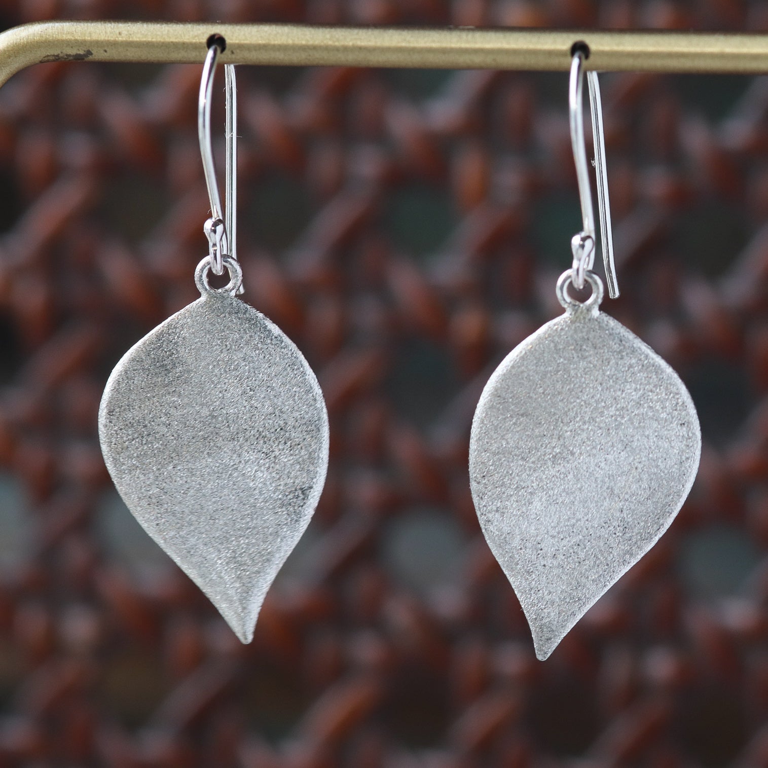 Silhouette Earrings in Silver – Corner House J