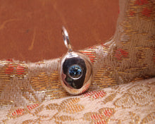 Load image into Gallery viewer, Blue Sapphire Boulder Pendant
