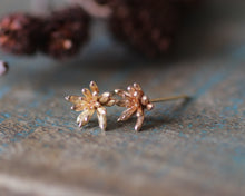 Load image into Gallery viewer, Gold Offshoot Stud Earrings II

