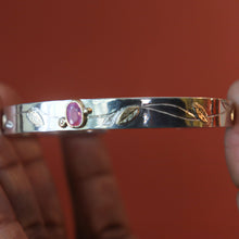 Load image into Gallery viewer, Foliage Sapphire Cuff Bracelet in Gold and Silver
