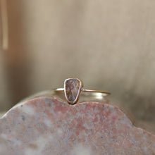 Load image into Gallery viewer, Rainbow Lattice Sunstone Ring in Gold
