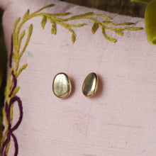 Load image into Gallery viewer, Pebble Post Earrings

