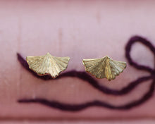Load image into Gallery viewer, Gold Ginkgo Leaf Stud Earring
