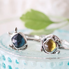 Load image into Gallery viewer, Sterling Silver Sphene Branch Ring- Size 7.25
