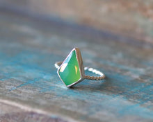 Load image into Gallery viewer, Sterling Silver Serpentine Ring -Size7
